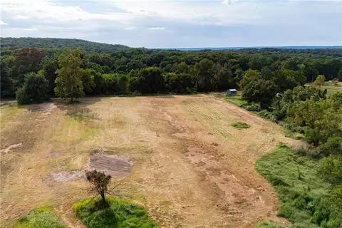 Fletcher Farm Road, Garfield, AR 72732