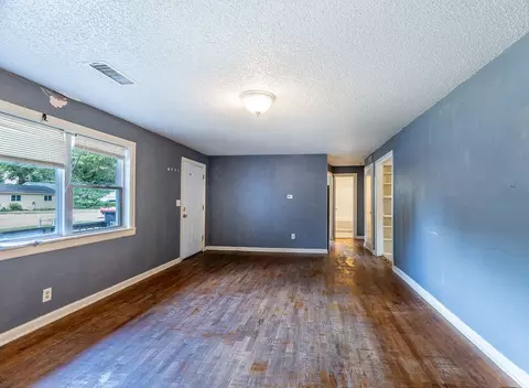 Living - 1505 Backus Ave, Springdale, AR 72764 photo 3 of 3