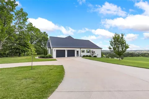 Exterior - 3019 Herb Terry Rd, Harrison, AR 72601 photo 12 of 16