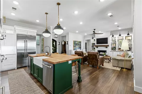 Kitchen - 3019 Herb Terry Rd, Harrison, AR 72601 photo 3 of 8
