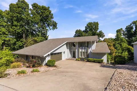 40 Branchwood Dr, Bella Vista, AR 72715