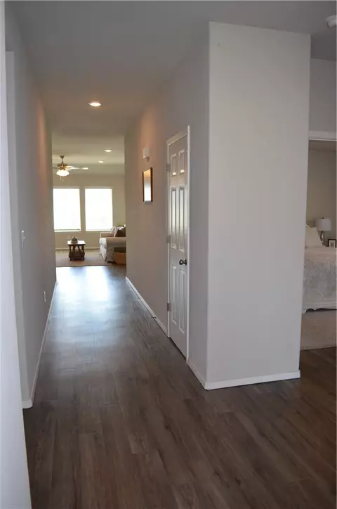 Entry Way - 10607 Pine, Fort Smith, AR 72916 photo 1 of 4