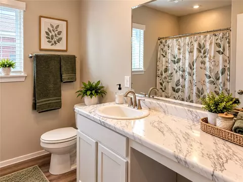 Bath - 10607 Pine, Fort Smith, AR 72916 photo 1 of 6