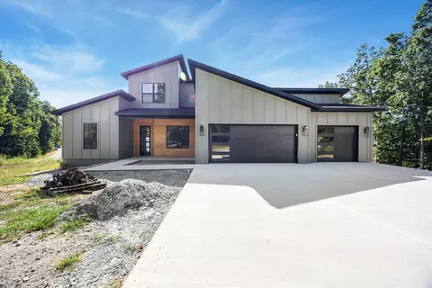 48 Bedford Ln, Bella Vista, AR 72714