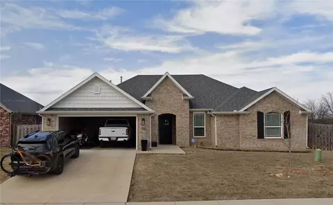 705 Tiger Eye Ave, Lowell, AR 72745
