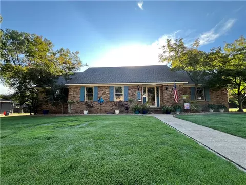 312 S Utah Ave, Russellville, AR 72801