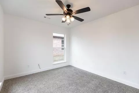 Bedroom - 2071 Periwinkle Pl, Centerton, AR 72719 photo 2 of 7