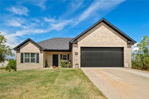 17 Dugan Cir, Bella Vista, AR 72715