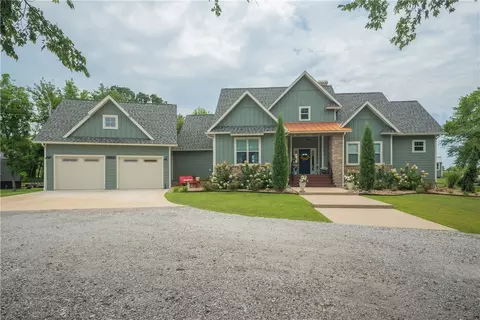 11159 Molly Ln, Neosho, MO 64850