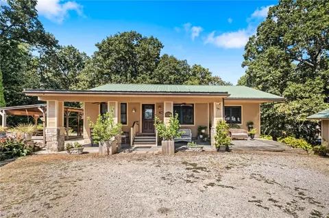 2271 Mally Wagnon Rd, Fayetteville, AR 72701