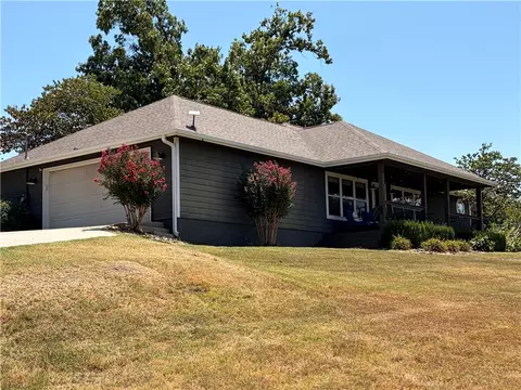 19831 Keck Rd, Siloam Springs, AR 72761