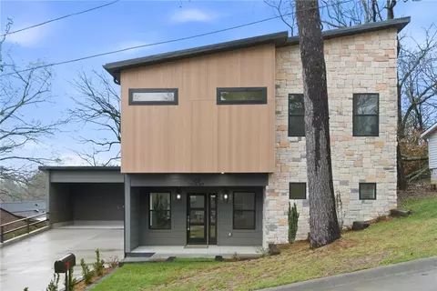 567 S Blair, Fayetteville, AR 72701