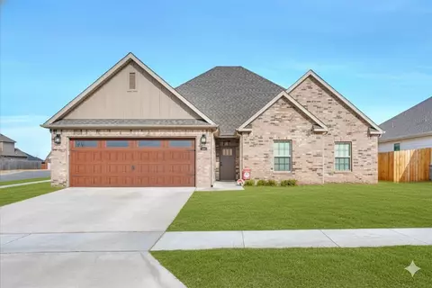 4270 W Buckaroo St, Fayetteville, AR 72704