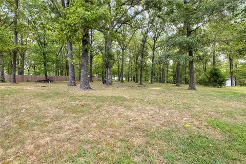 Exterior - 6071 Oak Leaf Dr, Harrison, AR 72601 photo 3 of 6