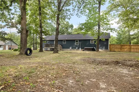 Exterior - 6071 Oak Leaf Dr, Harrison, AR 72601 photo 6 of 6