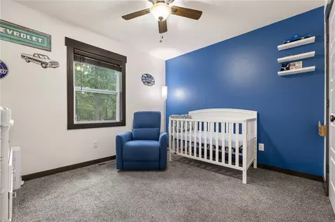 Bedroom - 6071 Oak Leaf Dr, Harrison, AR 72601 photo 3 of 6