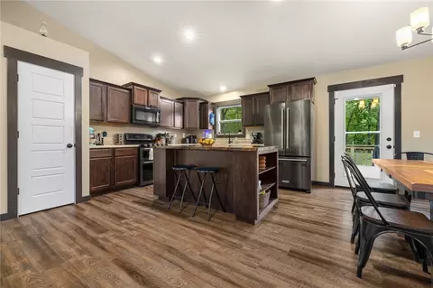 Kitchen - 6071 Oak Leaf Dr, Harrison, AR 72601 photo 1 of 5