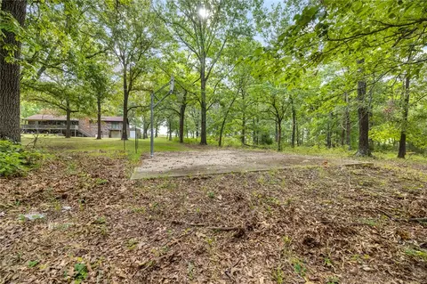 Exterior - 6071 Oak Leaf Dr, Harrison, AR 72601 photo 4 of 6