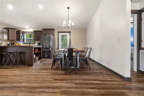 Dining - 6071 Oak Leaf Dr, Harrison, AR 72601 photo 2 of 2