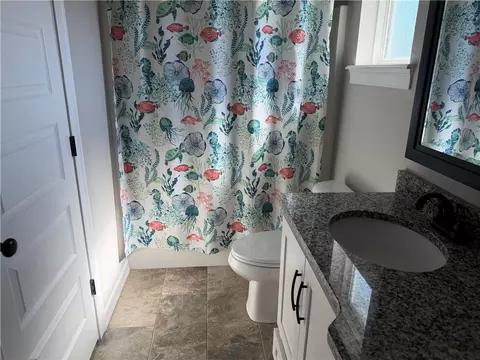 Bath - 301 N Stone Mountain Cir, Alma, AR 72921 photo 5 of 5