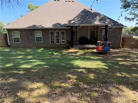 Exterior - 301 N Stone Mountain Cir, Alma, AR 72921 photo 3 of 7