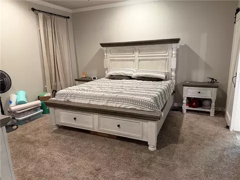 Bedroom - 301 N Stone Mountain Cir, Alma, AR 72921 photo 2 of 4