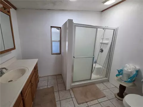 Bath - 3074 Hidden Loop, Harrison, AR 72601 photo 2 of 2