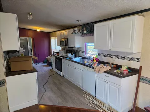 Kitchen - 3074 Hidden Loop, Harrison, AR 72601 photo 1 of 1