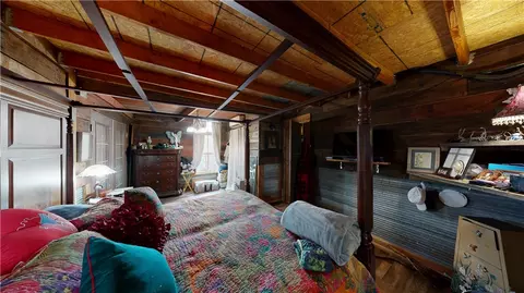 Bedroom - 10534 Hwy 16, Combs, AR 72721 photo 1 of 2