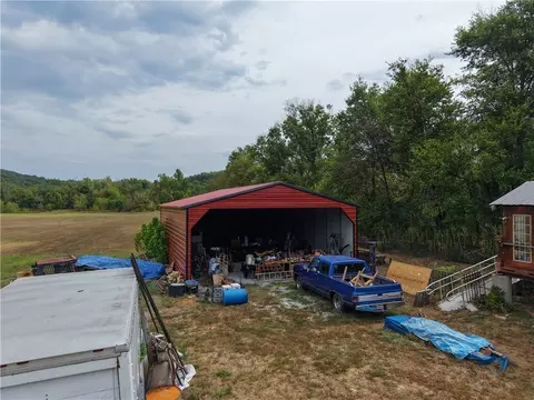 Exterior - 10534 Hwy 16, Combs, AR 72721 photo 3 of 7