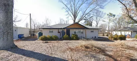 1147 Bella Vista Rd, Bentonville, AR 72712