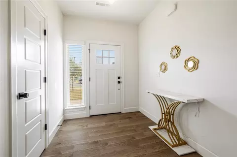 Entry Way - 1261 Bootleg Rd, Bentonville, AR 72713 photo 1 of 2
