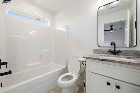 Bath - 1261 Bootleg Rd, Bentonville, AR 72713 photo 7 of 7