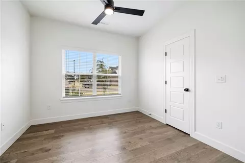 Bedroom - 1261 Bootleg Rd, Bentonville, AR 72713 photo 3 of 8