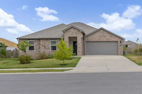 1022 Emerald St, Prairie Grove, AR 72753