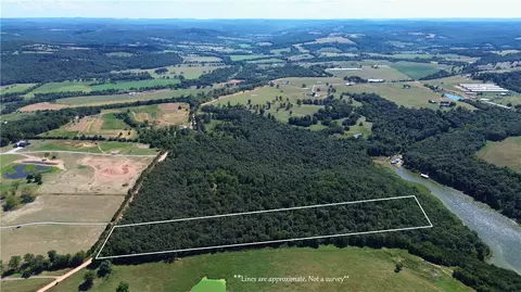 10 Acres Madison 2035, Huntsville, AR 72740