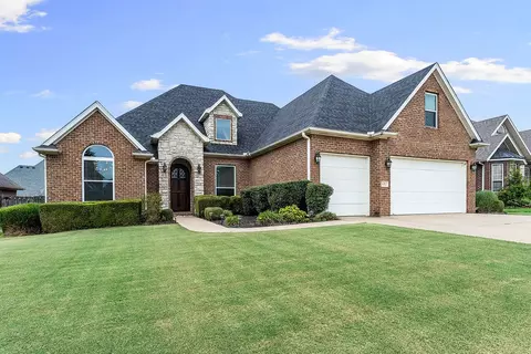 5404 S Braebourne Rd, Rogers, AR 72758
