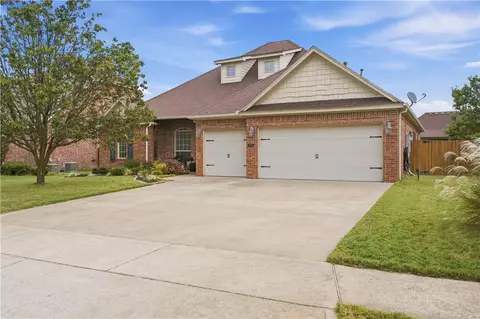 4005 SW Banbury Dr, Bentonville, AR 72713