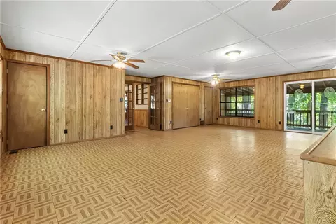 Living - 1901 Nc 1625, Compton, AR 72624 photo 1 of 10