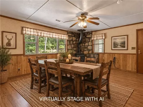 Dining - 1901 Nc 1625, Compton, AR 72624 photo 1 of 1