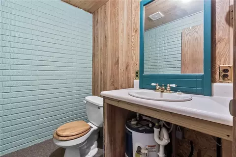 Bath - 1901 Nc 1625, Compton, AR 72624 photo 5 of 5