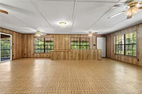 Living - 1901 Nc 1625, Compton, AR 72624 photo 3 of 10