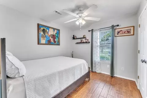 Bedroom - 1006 E Longview Dr, Rogers, AR 72756 photo 2 of 4