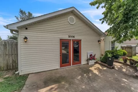 Exterior - 1006 E Longview Dr, Rogers, AR 72756 photo 2 of 6