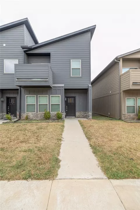 2164 Million Ln, Fayetteville, AR 72704