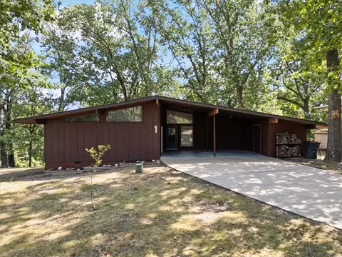 1 Orr Ln, Bella Vista, AR 72715