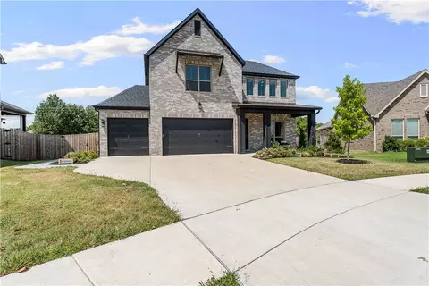 717 Cannon Cv, Cave Springs, AR 72718