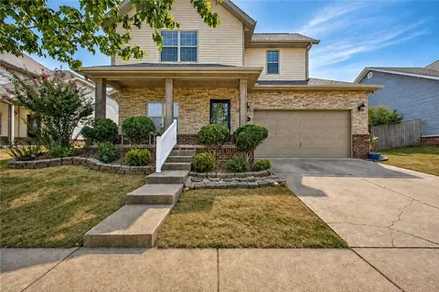 1500 NE Dysart Woods Ln, Bentonville, AR 72712