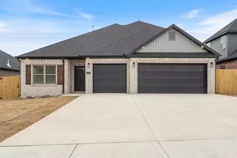 6602 SW Spindle St, Bentonville, AR 72713