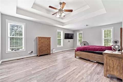 Bedroom - 17792 Bluff View Dr, Springdale, AR 72764 photo 1 of 9